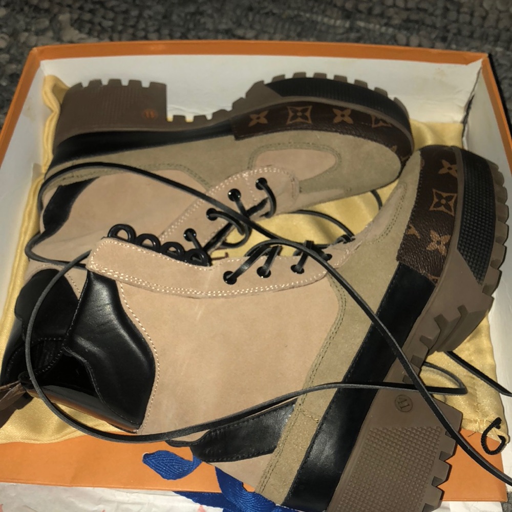 Authentic Louis Vuitton Woman’s Boots